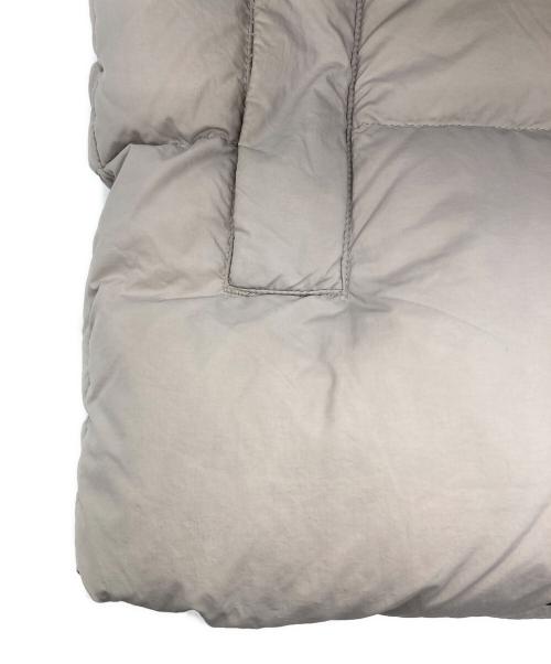 CANADA GOOSE（カナダグース）CANADA GOOSE (カナダグース) Everett Vest ベージュ サイズ:SIZE Mの古着・服飾アイテム