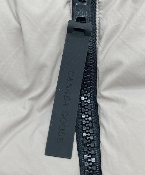 CANADA GOOSE（カナダグース）CANADA GOOSE (カナダグース) Everett Vest ベージュ サイズ:SIZE Mの古着・服飾アイテム