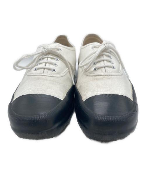 MARBOT（マルボー）MARBOT (マルボー) HOLECUT SNEAKERS（ホールカットスニーカー） ホワイト×ブラック サイズ:40の古着・服飾アイテム