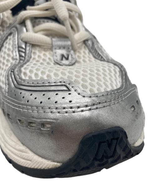 NEW BALANCE（ニューバランス）NEW BALANCE (ニューバランス) NEW BALANCE M1906RER ホワイト×グレー サイズ:US 10の古着・服飾アイテム