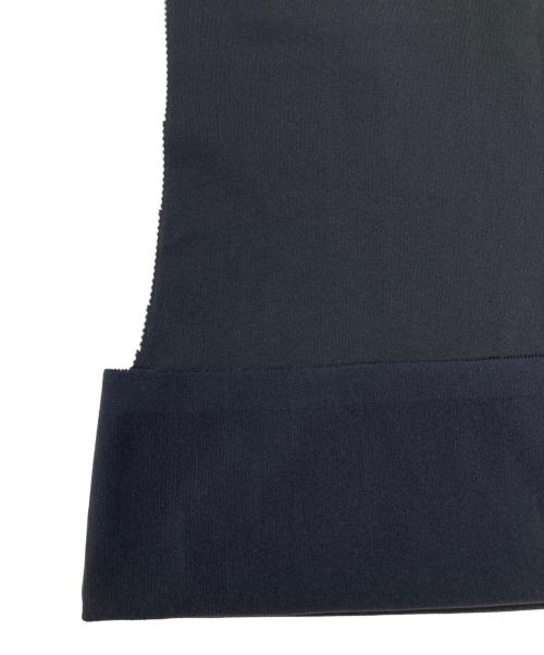 me ISSEY MIYAKE（ミーイッセイ ミヤケ）me ISSEY MIYAKE (ミーイッセイ ミヤケ) A-POC INNER BASIC カットソー ブラック サイズ:身長154～162㎝の古着・服飾アイテム