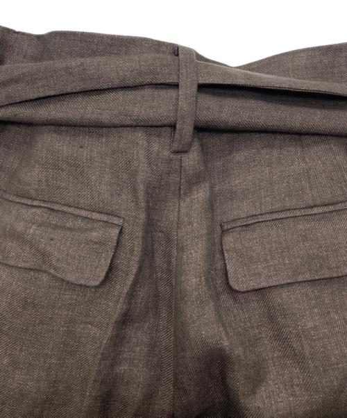 ebure（エブール）EBURE (エブール) リネンベルテッドタックパンツ ブラウン サイズ:36の古着・服飾アイテム