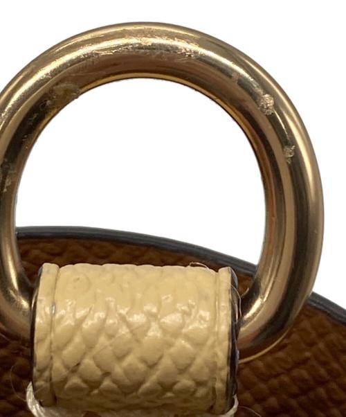 COACH（コーチ）COACH (コーチ) モリー トート 25 アイボリーの古着・服飾アイテム