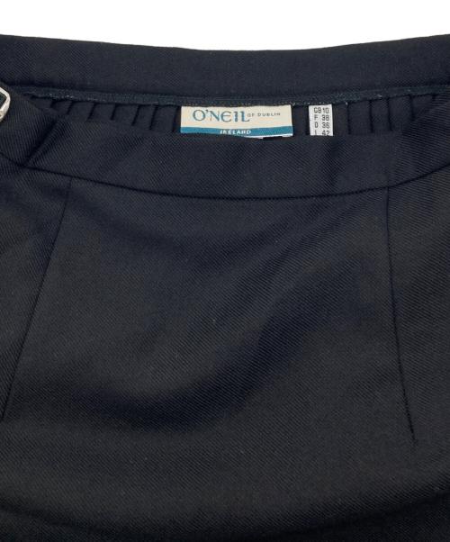 O'NEIL OF DUBLIN（オニールオブダブリン）O'NEIL OF DUBLIN (オニールオブダブリン) プリーツラップウールスカート（ pleated wrap wool skirt） ブラック サイズ:US8の古着・服飾アイテム