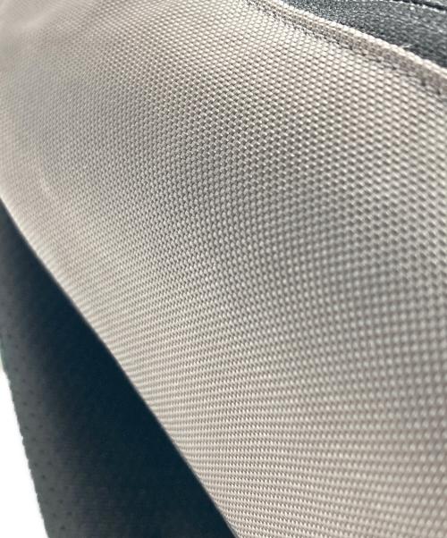 ARC'TERYX（アークテリクス）ARC'TERYX (アークテリクス) BEAMS BOY (ビームスボーイ) 別注 MANTIS 26（マンティス26） グレーの古着・服飾アイテム