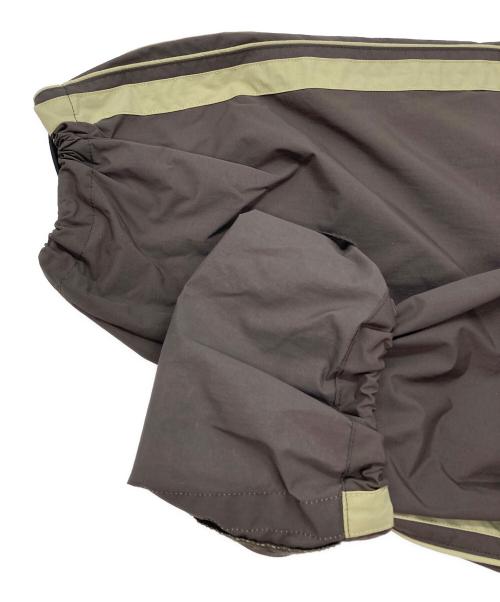 MONO-MART（モノマート）MONO-MART (モノマート) NBA (エヌビーエー) ドロスト 撥水 ナイロンワイド トラックパンツ NBA GOLDEN STATE WARRIORS ブラウン サイズ:SIZE Lの古着・服飾アイテム