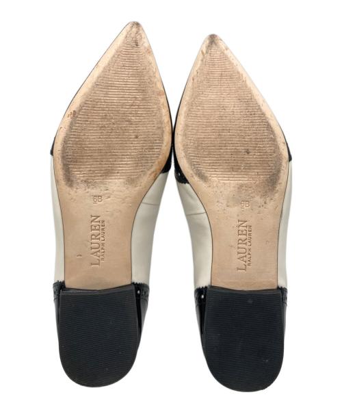 LAUREN RALPH LAUREN（ローレンラルフローレン）LAUREN RALPH LAUREN (ローレンラルフローレン) ウイングチップ フラットパンプス ベージュ×ブラック サイズ:SIZE 6Bの古着・服飾アイテム