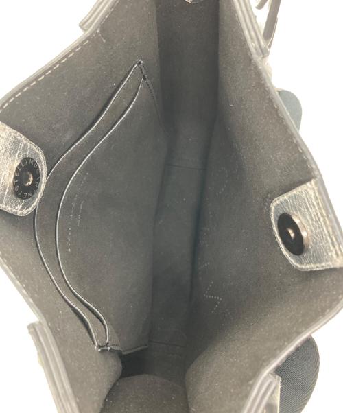 STELLA McCARTNEY（ステラマッカートニー）STELLA McCARTNEY (ステラマッカートニー) ロゴ クロスボディ バッグ シルバーの古着・服飾アイテム