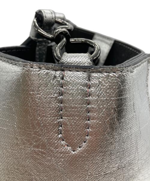 STELLA McCARTNEY（ステラマッカートニー）STELLA McCARTNEY (ステラマッカートニー) ロゴ クロスボディ バッグ シルバーの古着・服飾アイテム