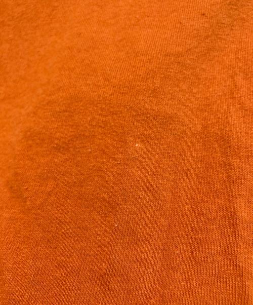 UNDERCOVER（アンダーカバー）UNDERCOVER (アンダーカバー) REBELパッチTシャツ オレンジ サイズ:Lの古着・服飾アイテム