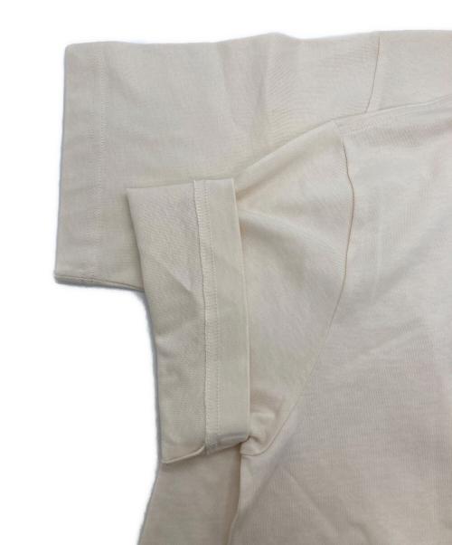 LACOSTE（ラコステ）LACOSTE (ラコステ) アウトライン クロック クルーネック Tシャツ ベージュ サイズ:SIZE M 未使用品の古着・服飾アイテム