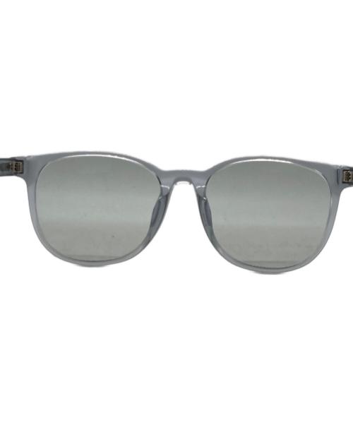 PRADA（プラダ）PRADA (プラダ) クリアフレーム カラーレンズサングラス グレー サイズ:54□18の古着・服飾アイテム