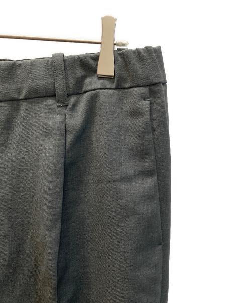GOLDWIN（ゴールドウイン）GOLDWIN (ゴールドウイン) One Tuck Straight Pants / ワン タック ストレートパンツ グレー サイズ:SIZE 3の古着・服飾アイテム