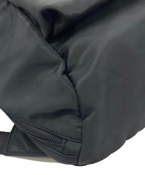 BEAUTY&YOUTH（ビューティーアンドユース）BEAUTY&YOUTH (ビューティーアンドユース) ドロストポケット リュック ブラックの古着・服飾アイテム