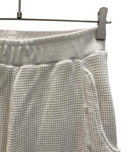 Fake Ass Flowers（フェイク アス フラワーズ）Fake Ass Flowers (フェイク アス フラワーズ) THERMAL WARM UP PANTS アイボリー サイズ:Mの古着・服飾アイテム