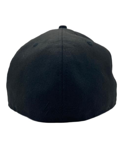 YOHJI YAMAMOTO（ヨウジヤマモト）YOHJI YAMAMOTO (ヨウジヤマモト) New Era (ニューエラ) キャップ ブラックの古着・服飾アイテム