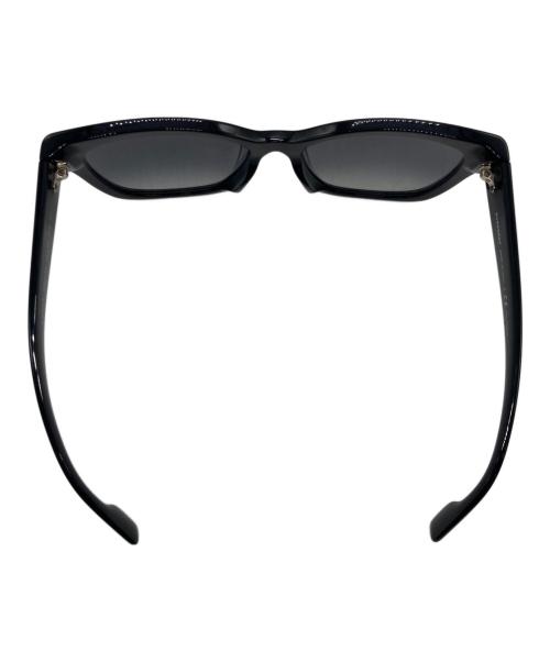 BURBERRY LONDON（バーバリーロンドン）BURBERRY LONDON (バーバリーロンドン) TBロゴ サングラス ブラック サイズ:56□17 140の古着・服飾アイテム