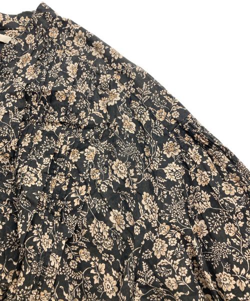 ne quittez pas（ヌキテパ）ne quittez pas (ヌキテパ) コットンボイル ピンタックワンピース ブラック サイズ:SIZE FREEの古着・服飾アイテム