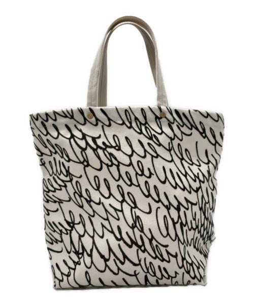 mina perhonen（ミナ ペルホネン）mina perhonen (ミナ ペルホネン) lululu ハンドバッグ ホワイトの古着・服飾アイテム