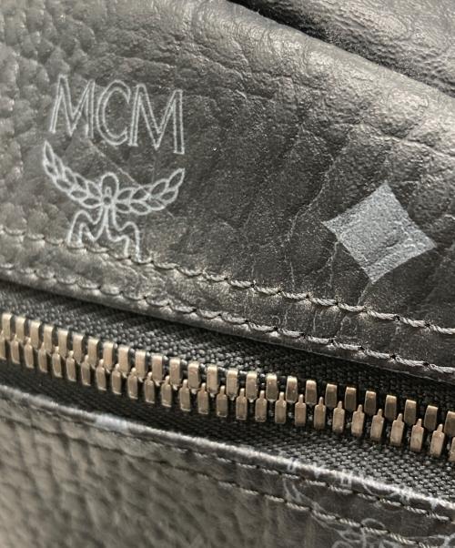 MCM（エムシーエム）MCM (エムシーエム) サイドスタッズ付 ヴィセトス バックパック ブラックの古着・服飾アイテム