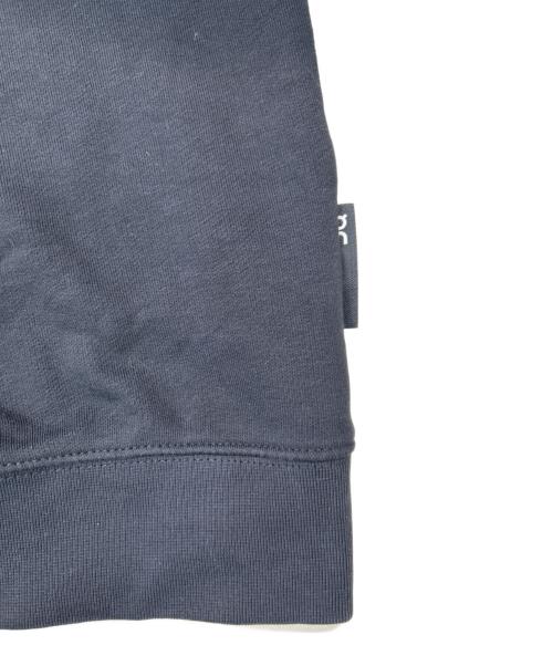 on（オン）on (オン) Club Crew クルーネックスウェット ブラック サイズ:Mの古着・服飾アイテム