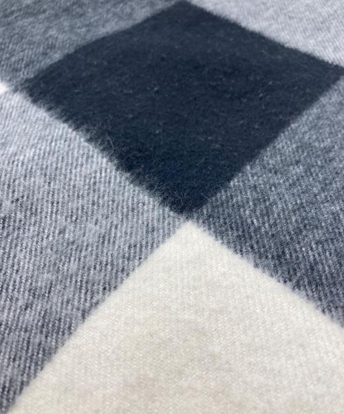 JOHNSTONS OF ELGIN（ジョンストンズオブエルガン）JOHNSTONS OF ELGIN (ジョンストンズオブエルガン) 大判チェックカシミヤストール ブラック×ホワイトの古着・服飾アイテム