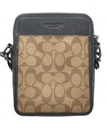 COACH（コーチ）の古着「サリバン クロスボディ ブロックド シグネチャー キャンバス バッグ」｜ブラック×ベージュ