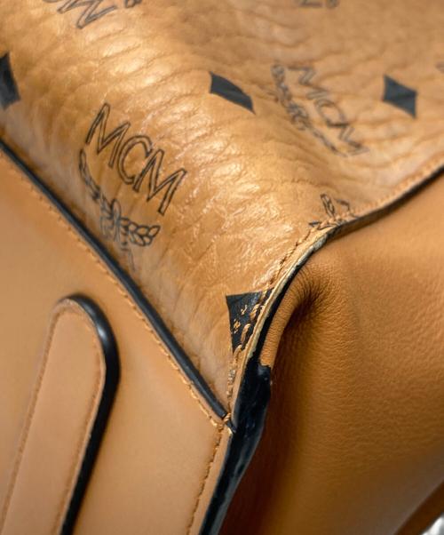 MCM（エムシーエム）MCM (エムシーエム) Essential Visetos Tote 2WAYロゴグラムショルダーバッグ ブラウンの古着・服飾アイテム