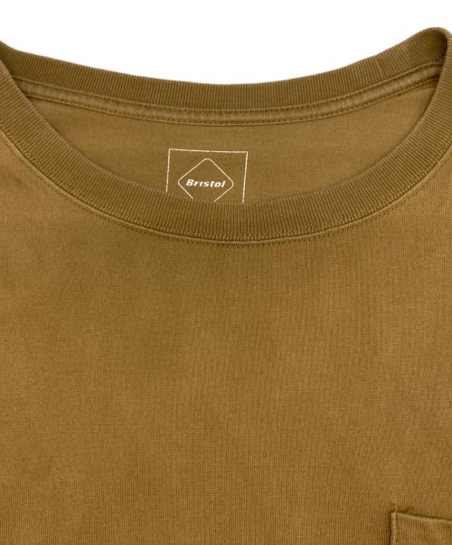 F.C.R.B.（エフシーレアルブリストル）F.C.R.B. (エフシーレアルブリストル) BIG LOGO POCKET TEE ブラウン サイズ:XLの古着・服飾アイテム