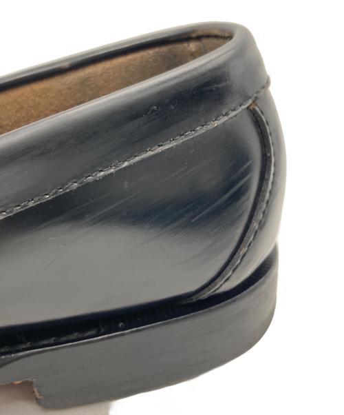 WEEJUNS G.H.BASS&CO.（ウィージャンズ ジー・エイチ・バス アンド カンパニー）WEEJUNS G.H.BASS&CO. (ウィージャンズ ジー・エイチ・バス アンド カンパニー) ペニーローファー ホワイト×ブラック サイズ:25cmの古着・服飾アイテム