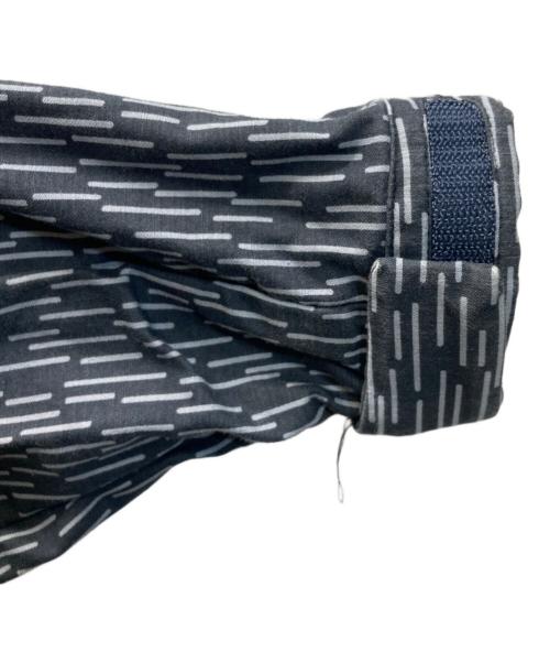 CMF OUTDOOR GARMENT（コンフィーアウトドアガーメント）CMF OUTDOOR GARMENT (コンフィーアウトドアガーメント) COVERED SHIRTS RAIN CAMO NAVY ネイビー サイズ:サイズ詳細参照の古着・服飾アイテム