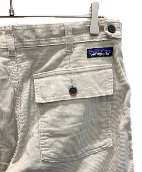 Patagonia（パタゴニア）Patagonia (パタゴニア) オーガニックコットン・コーデュロイ・ユーティリティ・ショーツ ベージュ サイズ:32の古着・服飾アイテム
