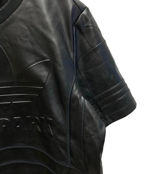 adidas（アディダス）adidas (アディダス) Ivy Park (アイヴィーパーク) Short Sleeve Fashion Jersey 'Black' ブラック サイズ:SIZE Mの古着・服飾アイテム