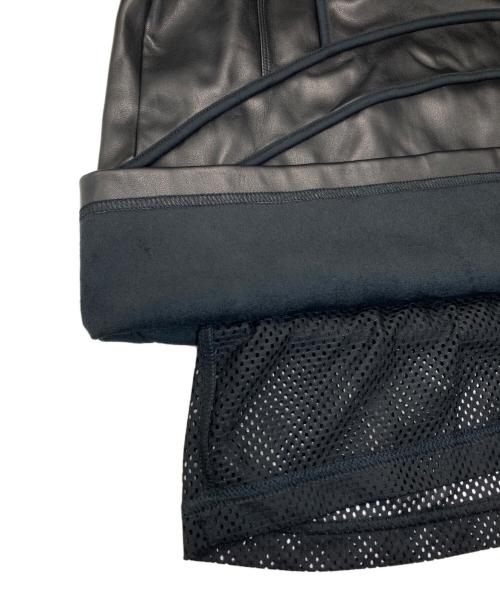 adidas（アディダス）adidas (アディダス) Ivy Park (アイヴィーパーク) Short Sleeve Fashion Jersey 'Black' ブラック サイズ:SIZE Mの古着・服飾アイテム