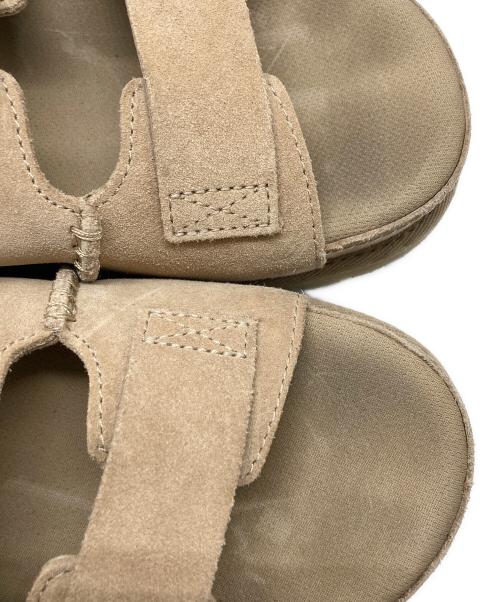 UGG（アグ）UGG (アグ) W GOLDENGLOW ベージュ サイズ:24の古着・服飾アイテム