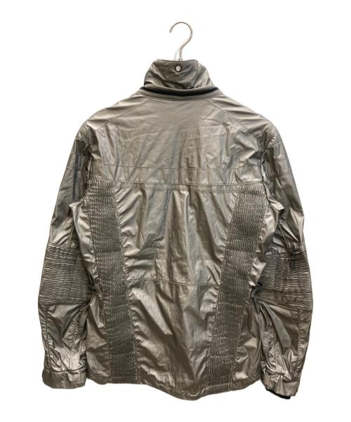 EA7 EMPORIO ARMANI（EA7 エンポリオアルマーニ）EA7 EMPORIO ARMANI (EA7 エンポリオアルマーニ) ジップアップジャケット シルバー サイズ:Mの古着・服飾アイテム