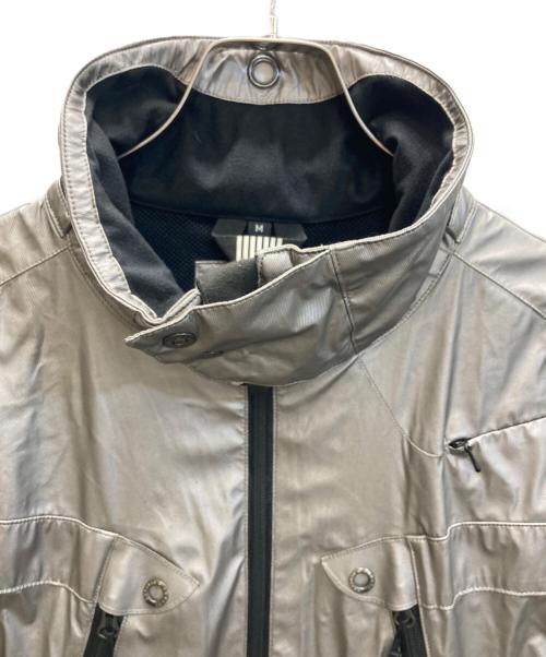 EA7 EMPORIO ARMANI（EA7 エンポリオアルマーニ）EA7 EMPORIO ARMANI (EA7 エンポリオアルマーニ) ジップアップジャケット シルバー サイズ:Mの古着・服飾アイテム