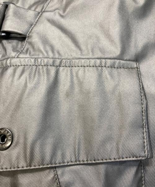 EA7 EMPORIO ARMANI（EA7 エンポリオアルマーニ）EA7 EMPORIO ARMANI (EA7 エンポリオアルマーニ) ジップアップジャケット シルバー サイズ:Mの古着・服飾アイテム