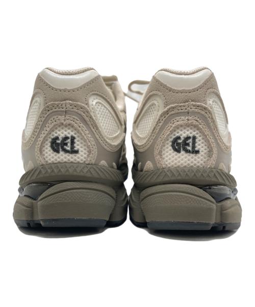 asics（アシックス）asics (アシックス) GEL-NYC ローカットスニーカー ベージュ サイズ:SIZE 26.5cmの古着・服飾アイテム
