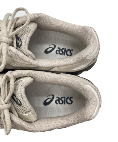 asics（アシックス）asics (アシックス) GEL-NYC ローカットスニーカー ベージュ サイズ:SIZE 26.5cmの古着・服飾アイテム