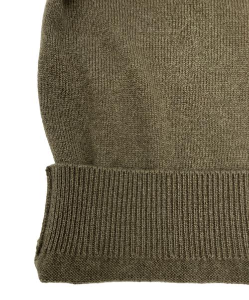 JOHNSTONS OF ELGIN（ジョンストンズオブエルガン）JOHNSTONS OF ELGIN (ジョンストンズオブエルガン) カシミヤクルーネックニット オリーブ サイズ:Mの古着・服飾アイテム