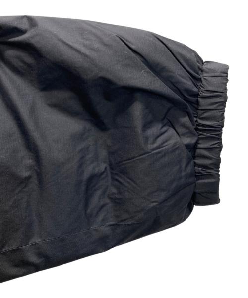 NANGA（ナンガ）NANGA (ナンガ) URBAN RESEARCH DOORS (アーバンリサーチドアーズ) 別注 リバーシブルダウンジャケット/ REVERSIBLE DOWN JACKET ブラック サイズ:Lの古着・服飾アイテム