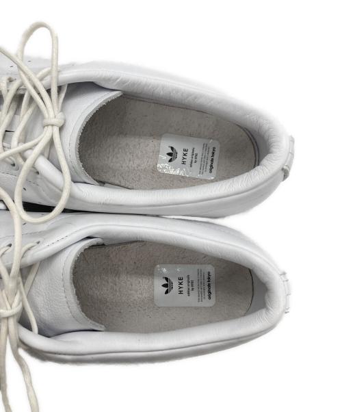adidas（アディダス）adidas (アディダス) HYKE (ハイク) AOH-001 ローカットスニーカー ホワイト サイズ:SIZE 27.5cmの古着・服飾アイテム