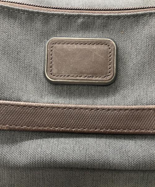 TUMI（トゥミ）TUMI (トゥミ) ALPHA 3 ブリーフ バックパック/3 Brief Backpack グレー×ブラウンの古着・服飾アイテム