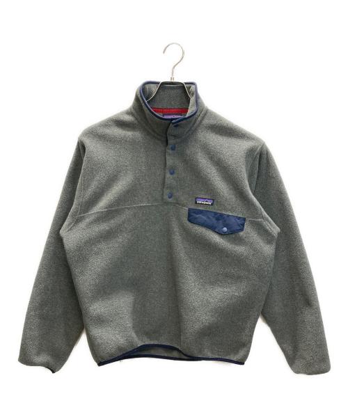 Patagonia（パタゴニア）Patagonia (パタゴニア) ライトウェイト・シンチラ・スナップT・プルオーバー/Lightweight Synchilla Snap-T Pullover  グレー サイズ:Sの古着・服飾アイテム