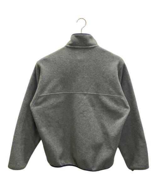 Patagonia（パタゴニア）Patagonia (パタゴニア) ライトウェイト・シンチラ・スナップT・プルオーバー/Lightweight Synchilla Snap-T Pullover  グレー サイズ:Sの古着・服飾アイテム
