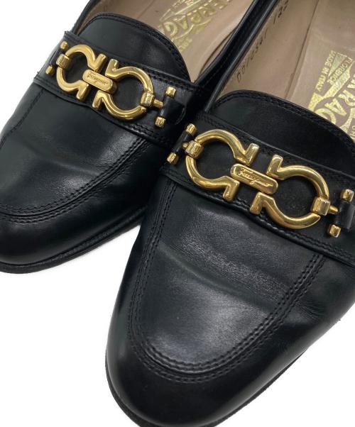 Salvatore Ferragamo（サルヴァトーレ フェラガモ）Salvatore Ferragamo (サルヴァトーレ フェラガモ) ガンチーニ ビットローファー ブラック サイズ:SIZE 4 1/2の古着・服飾アイテム