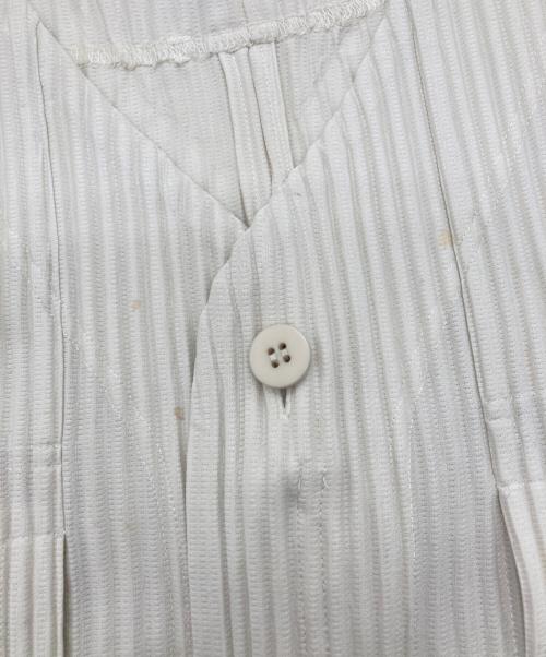 HOMME PLISSE ISSEY MIYAKE（オム プリッセ イッセイ ミヤケ）HOMME PLISSE ISSEY MIYAKE (オム プリッセ イッセイ ミヤケ) プリーツオールインワン アイボリー サイズ:SIZE 1の古着・服飾アイテム