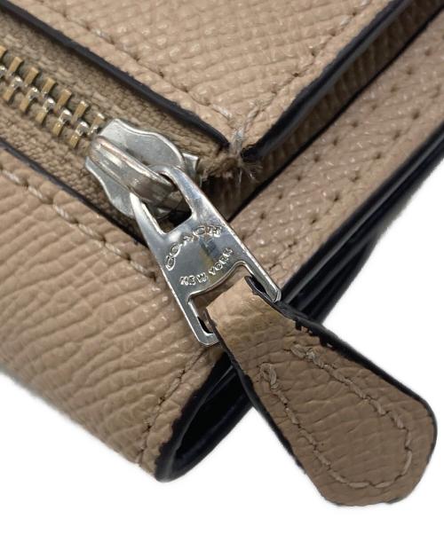 COACH（コーチ）COACH (コーチ) 3つ折り財布 ベージュの古着・服飾アイテム