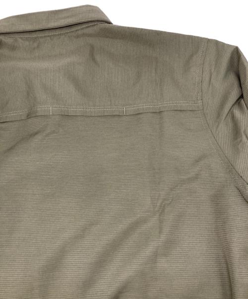MOUNTAIN HARD WEAR（マウンテンハードウェア）MOUNTAIN HARD WEAR (マウンテンハードウェア) キャニオンロングスリーブシャツ オリーブ サイズ:Lの古着・服飾アイテム